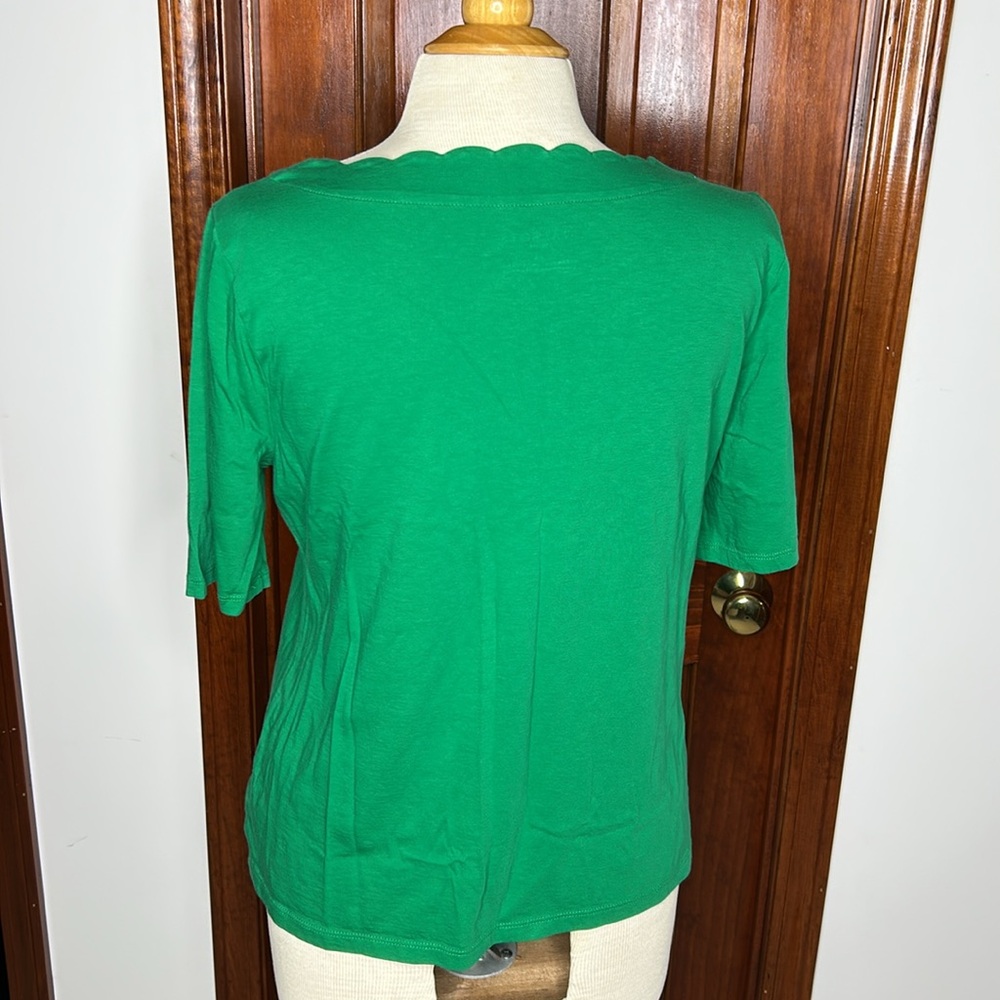 Talbots ladies size L petite Kelly green top - Picture 3 of 3